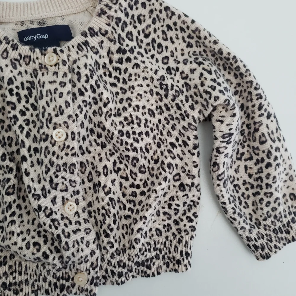 GAP cutest leopard